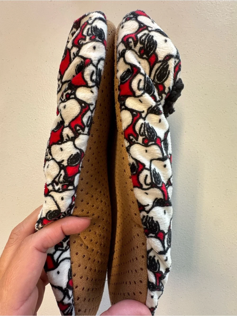 Peanuts Snoopy Printed Slippers - White, Black, Red, Brown